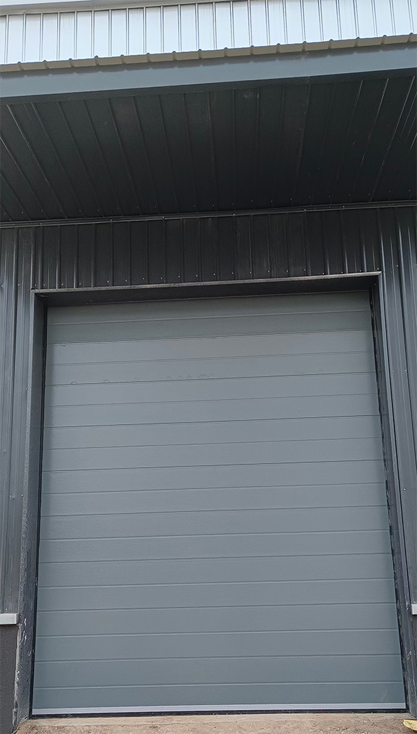 新城街道车库门