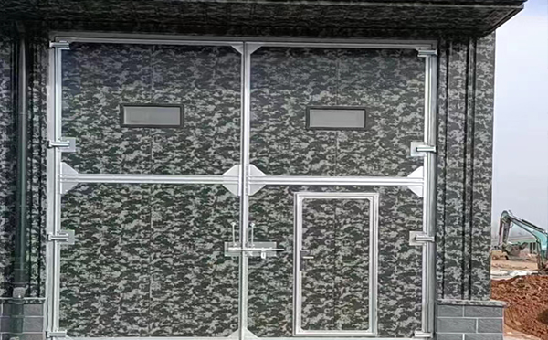 新城街道工业平开门