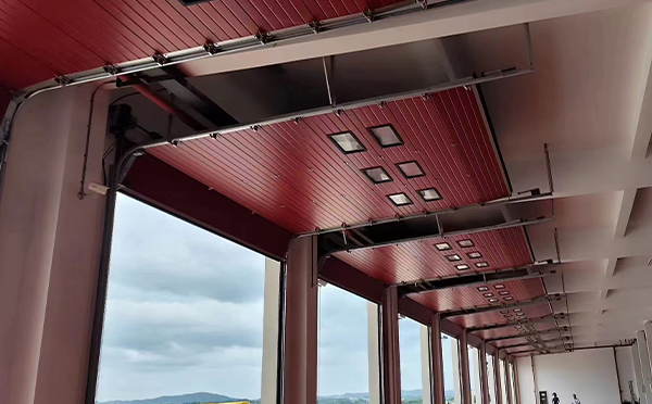 新城街道工业翻板门