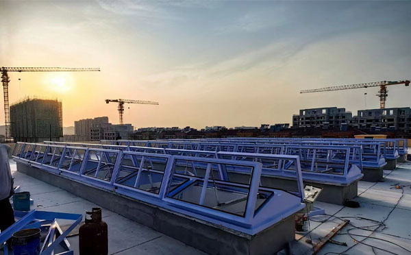 消防新城街道排烟窗工作原理