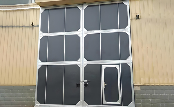 厂房新城街道工业门选择与维护全解析：提升效率与安全的关键要素